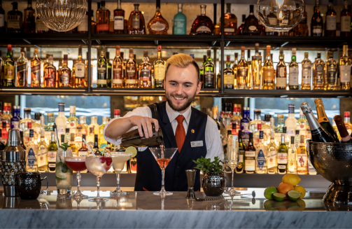 Clayton Hotel Chiswick barman'